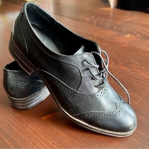 Wolverine Classic Black Oxford Women’s Shoes -Size 11